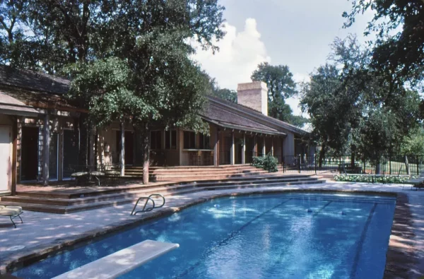 Project by Selzer Associates